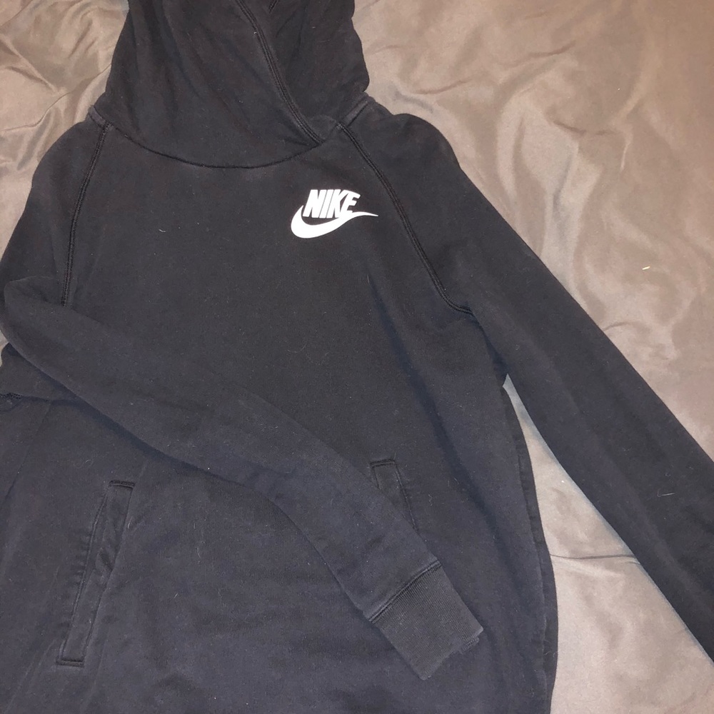 BLACK NIKE PULLOVER HOODIE SWEATSHIRT